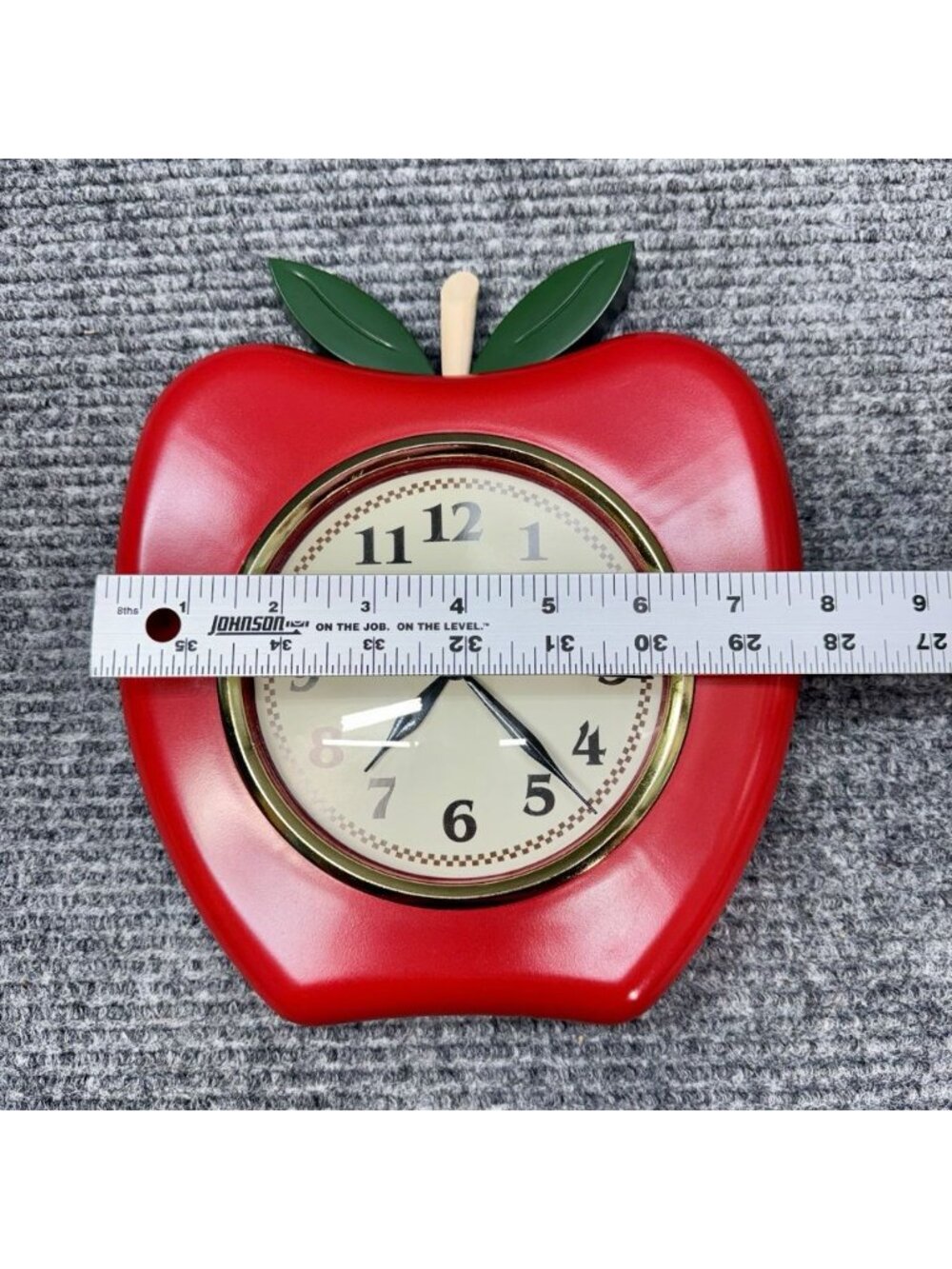 Vintage Titosh Timepieces Red Apple Kitchen Wall Clock Battery Power Fruit Decor - Picture 5 of 6